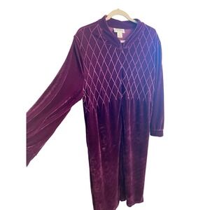 Expressions Robe/Dressing Gown Velvet Rich Plum Purple Size Med 50' Long